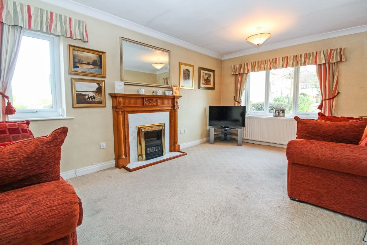 Free property report 3 Millgarth Court, Collingham, Wetherby, LS22 5JZ Chimnie