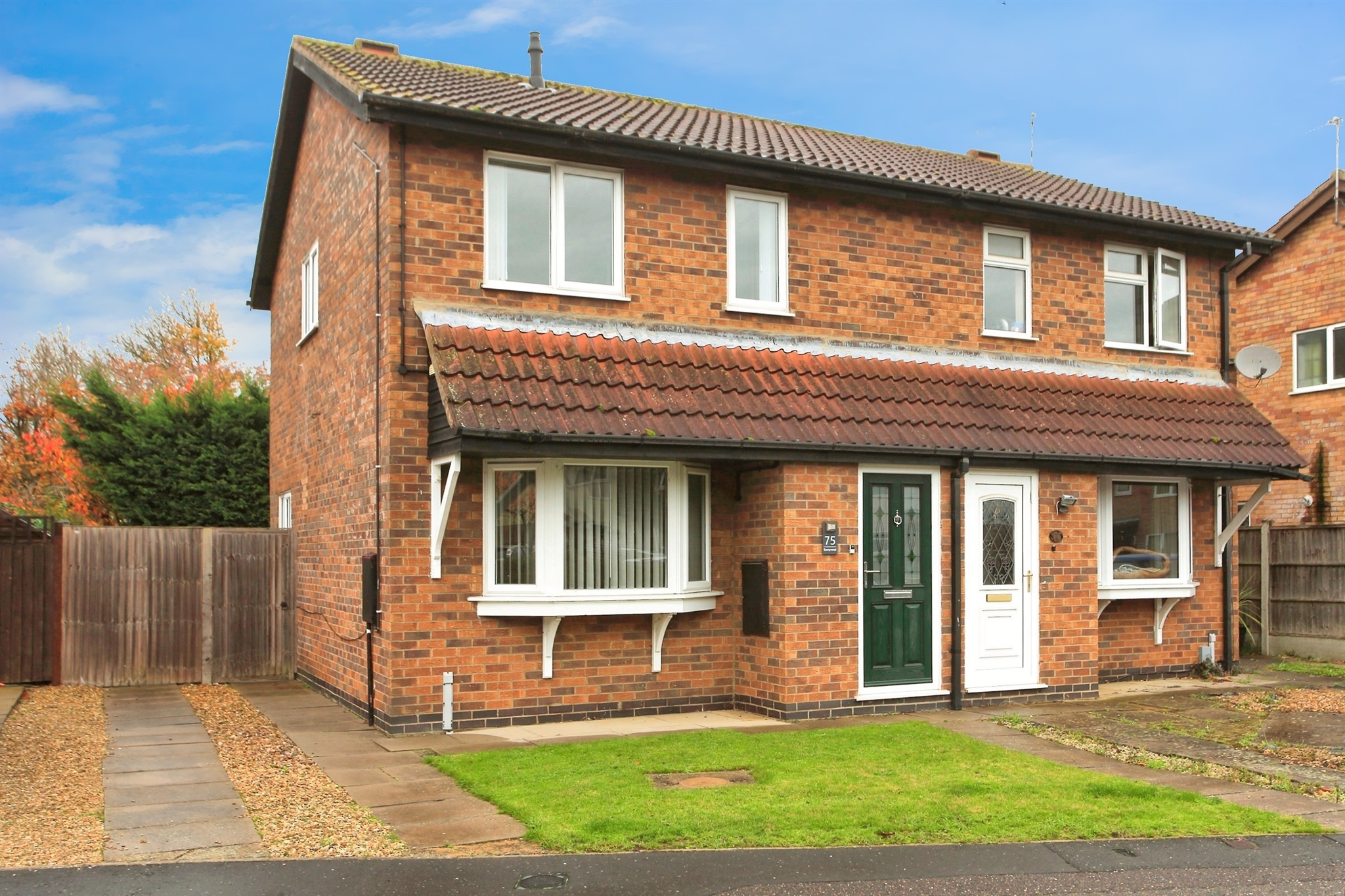 3-bed house on 75, Sunnymead, Peterborough, £240,000