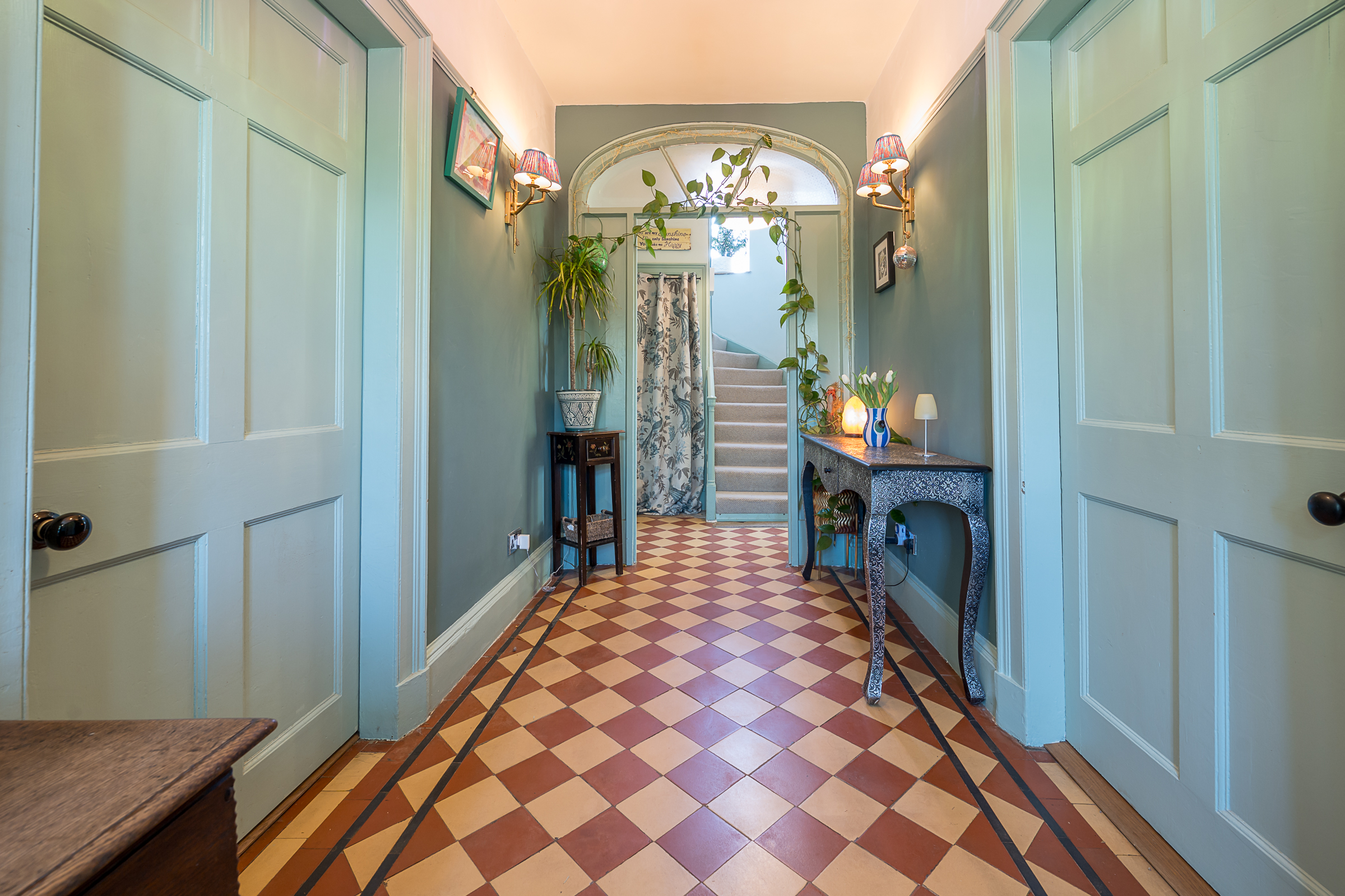 7 bedroom farmhouse for sale 0