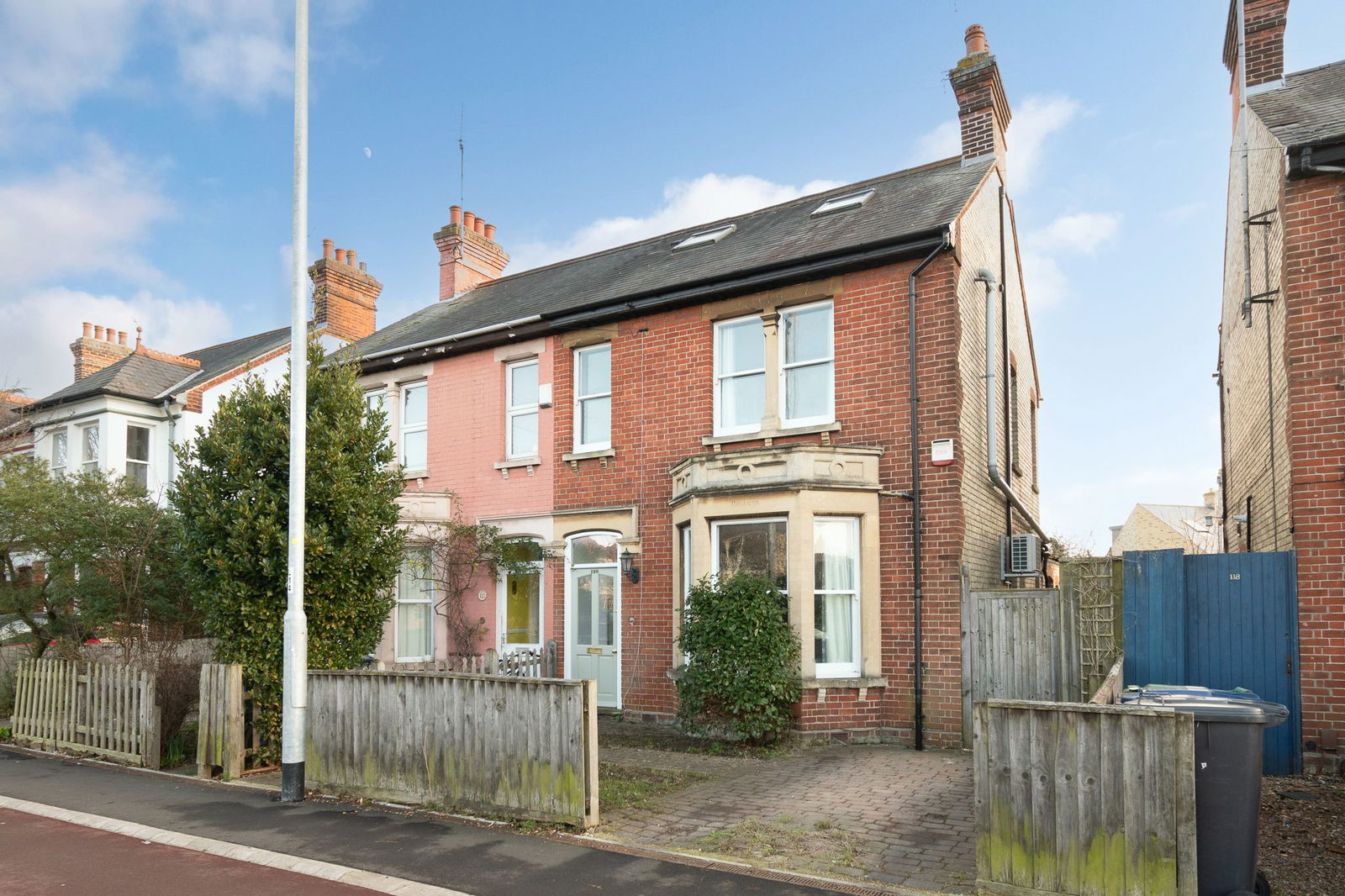 5 bedroom semi-detached house for sale 0