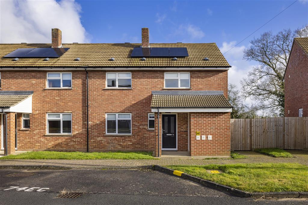 74, East Crescent, DEREHAM photo 2