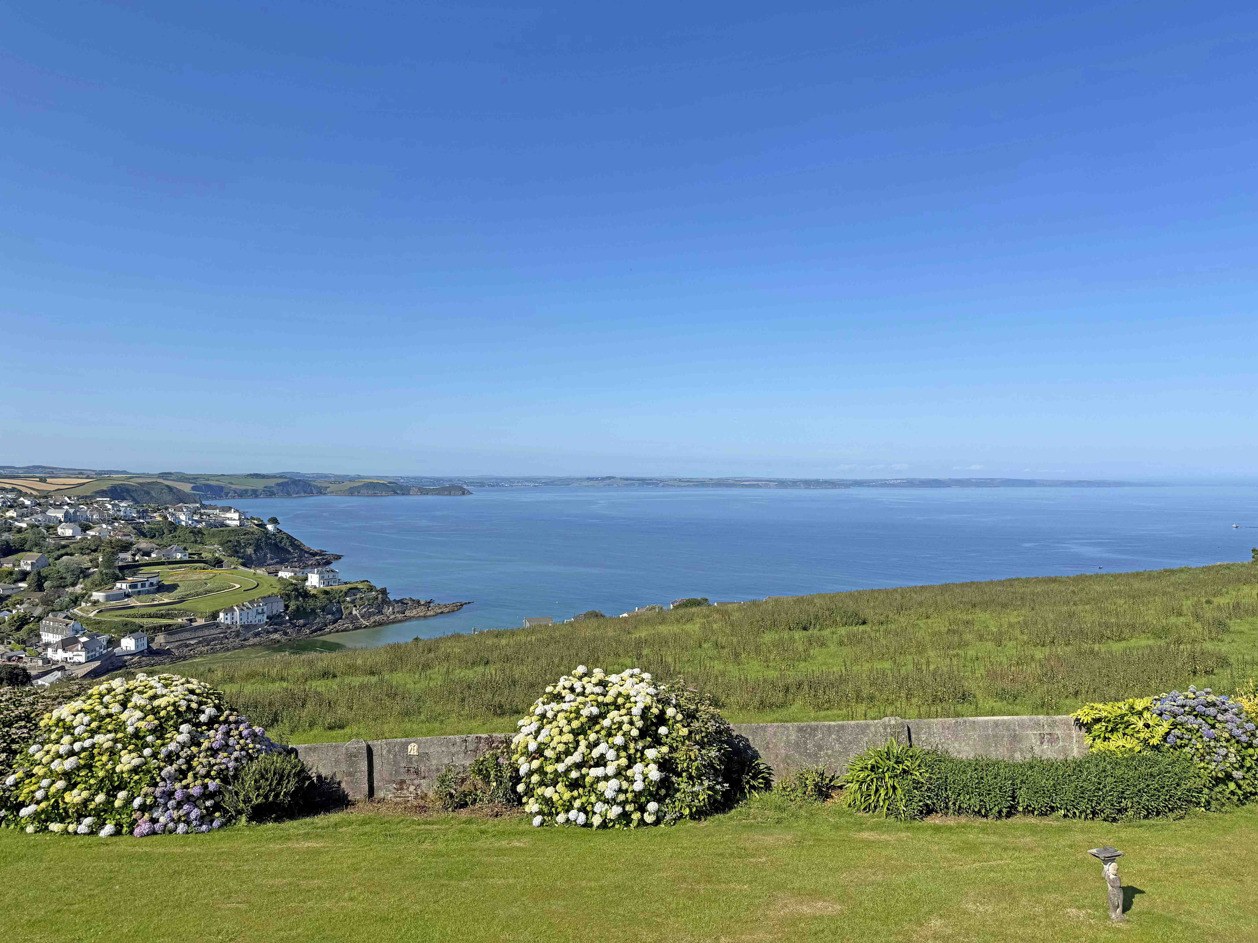 3 bedroom detached house for sale 0