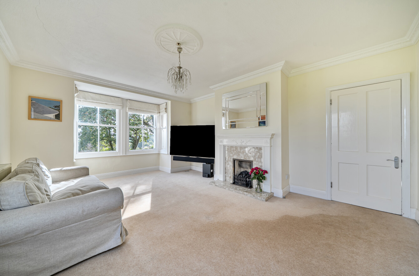 4 bedroom detached house for sale 0