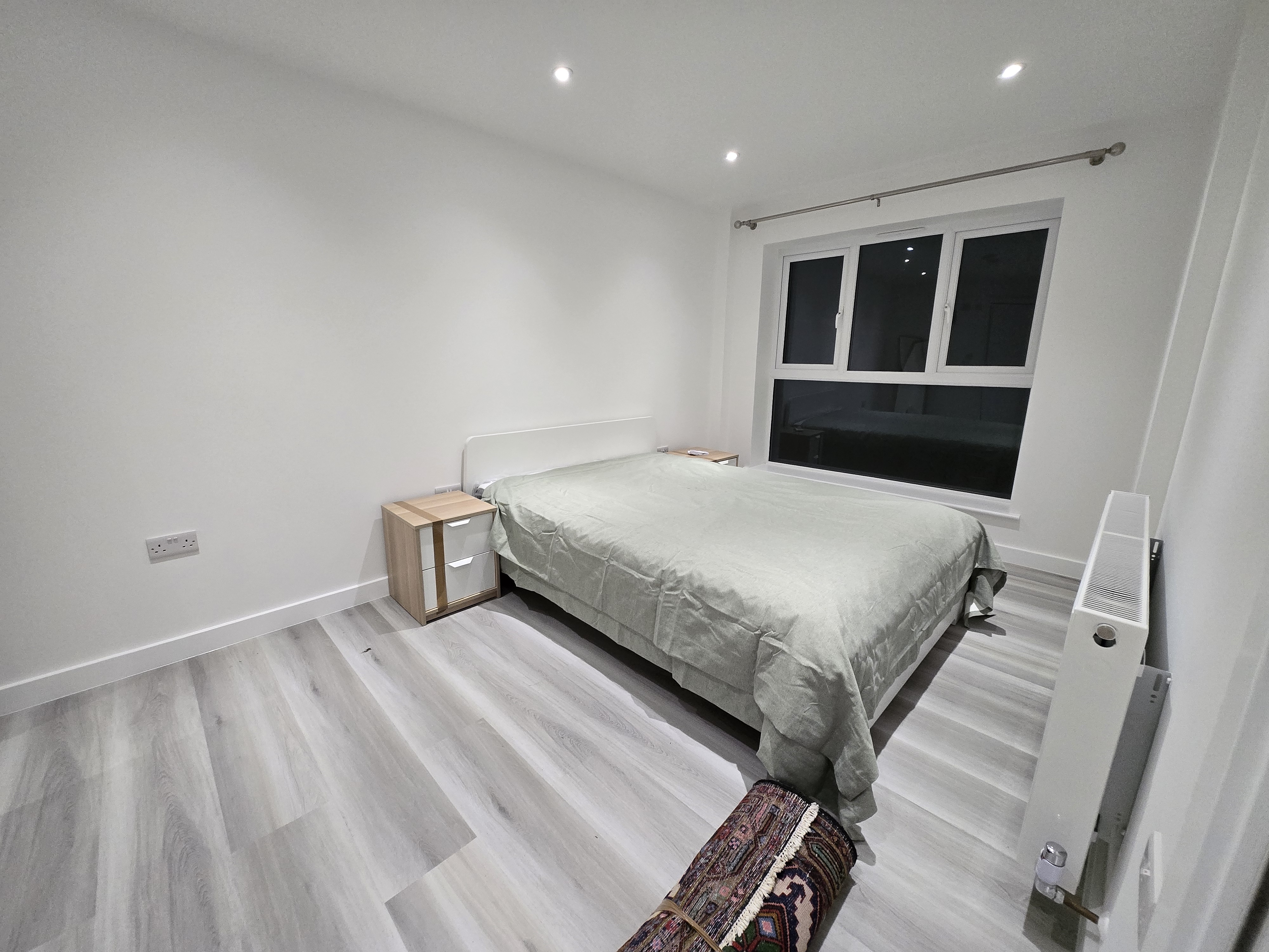Room 1, 16, Elm Hall Gardens (HMO), Redbridge photo 4