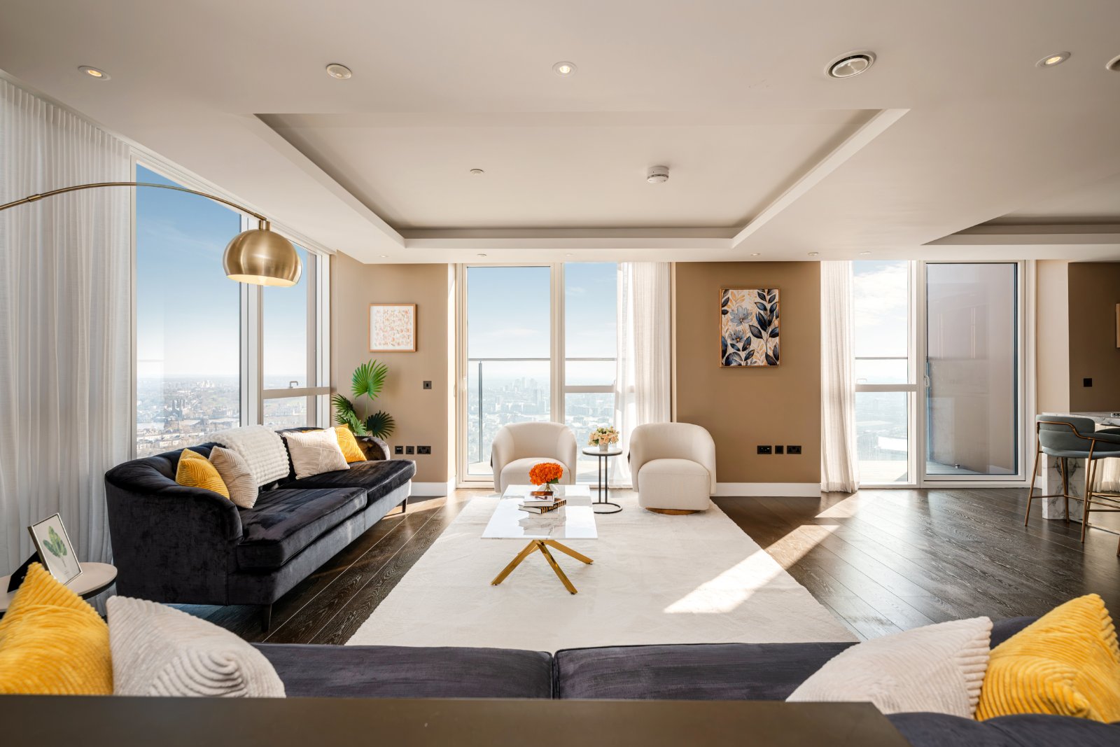3 bedroom flat for sale 0