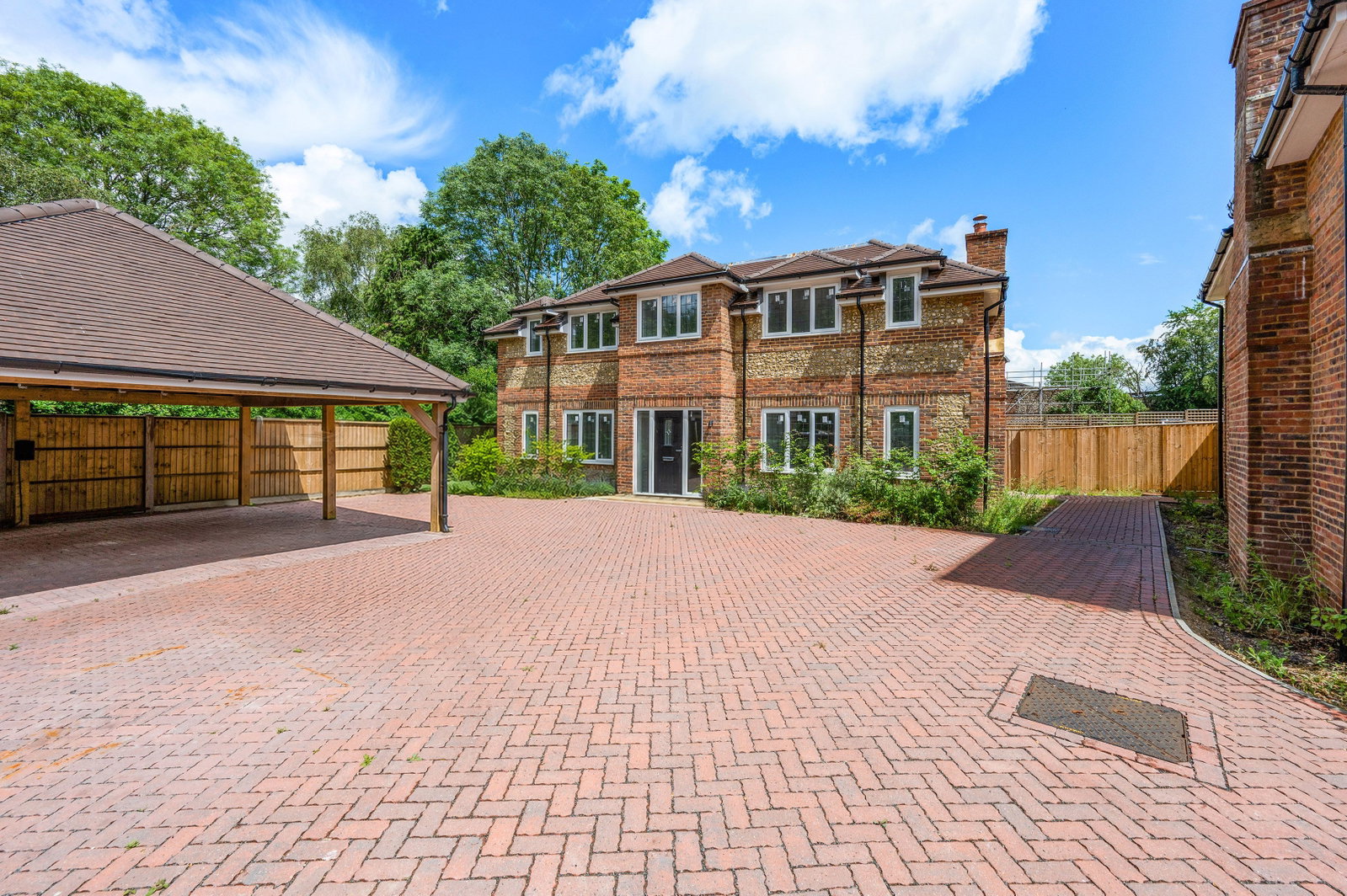 Chelsham Heights, Beech Farm Road, Warlingham, CR6 9QG - listing photo