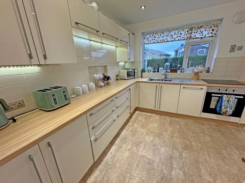 Photos of Meadow Close, Ryton NE40 66552352 PrimeLocation