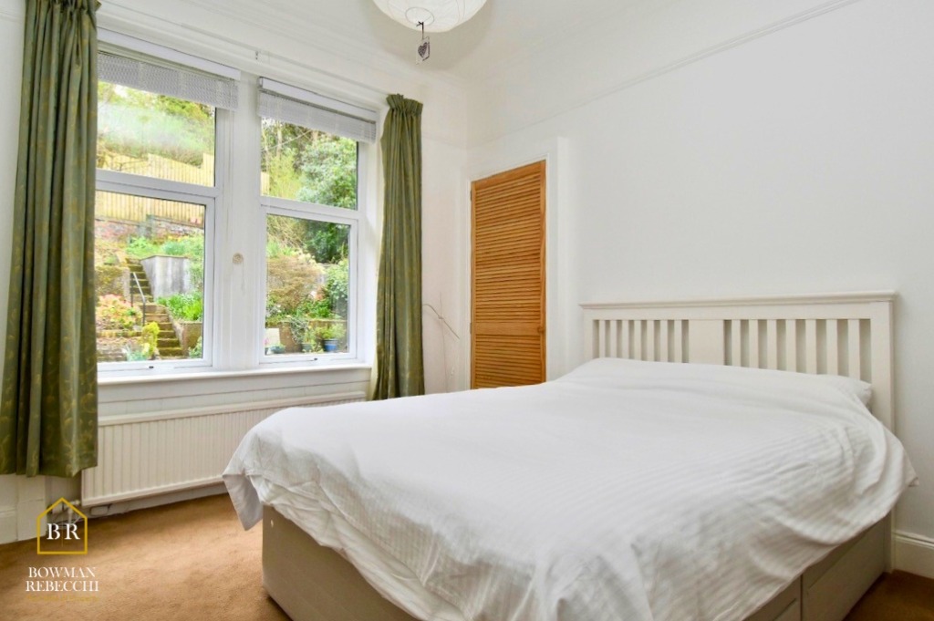 Photos of Broomberry Drive, Inverclyde, Gourock PA19 67101210