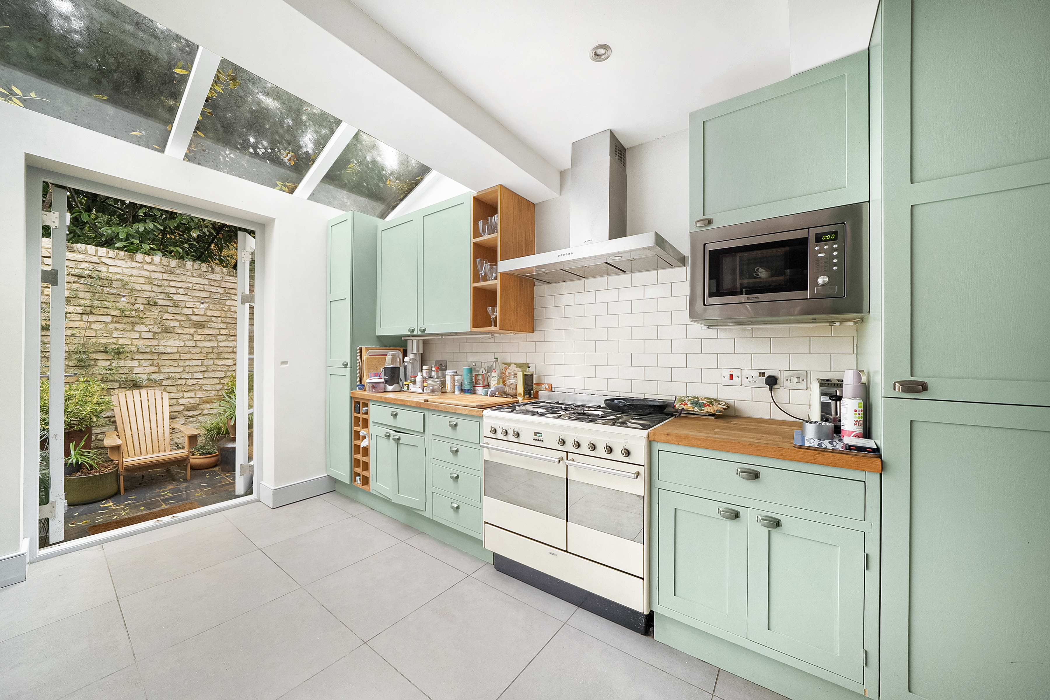 3 bedroom terraced house for sale 0