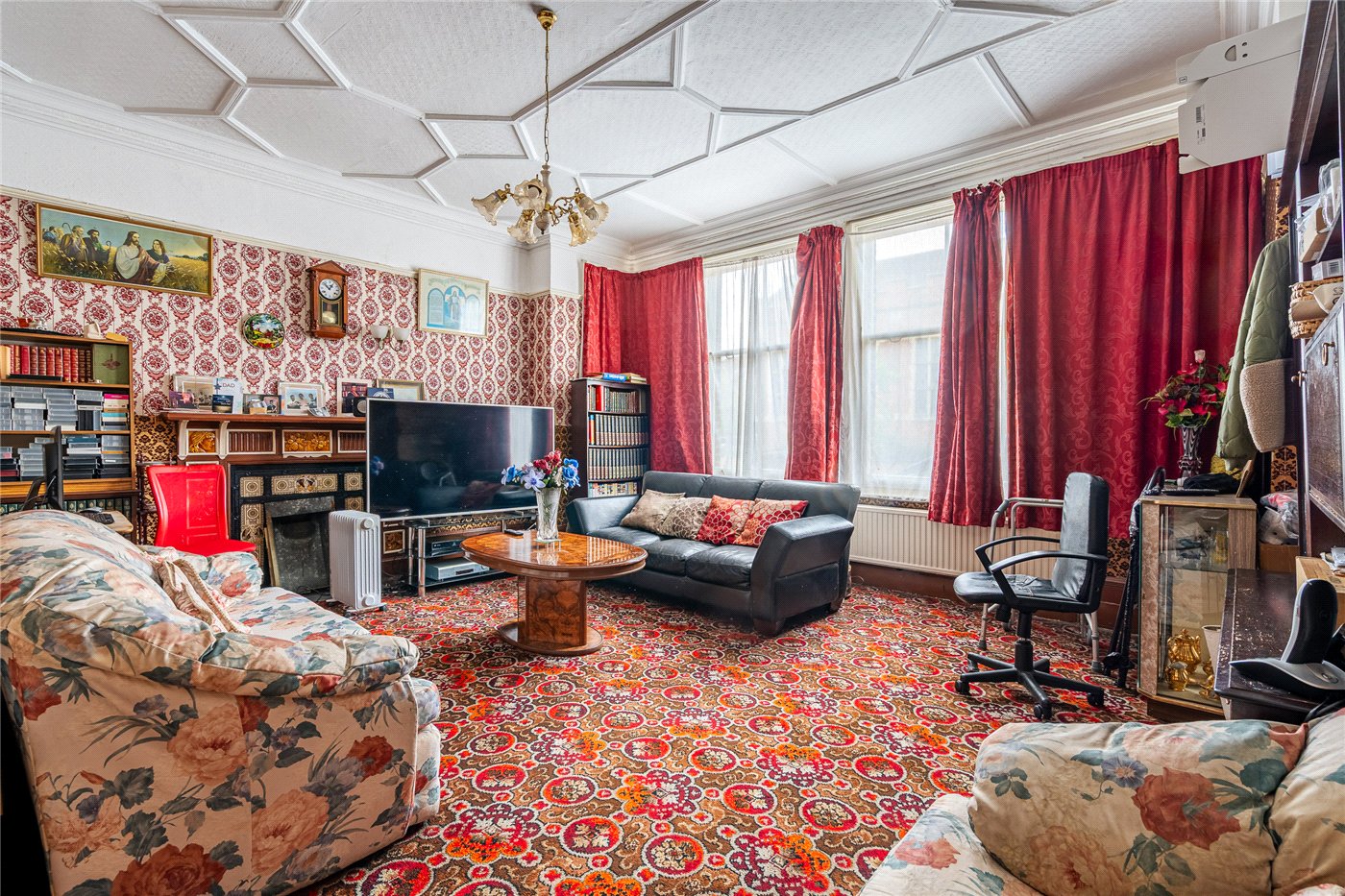 5 bedroom link-detached house for sale 0