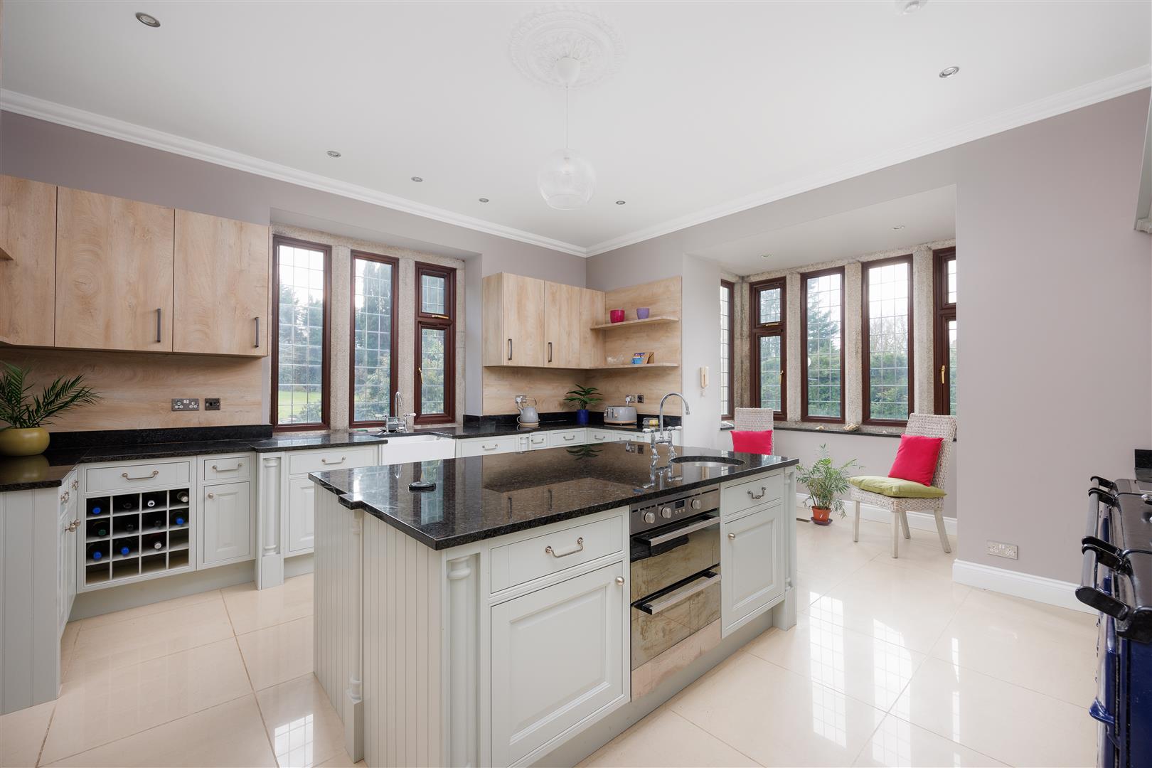 7 bedroom detached house for sale 0