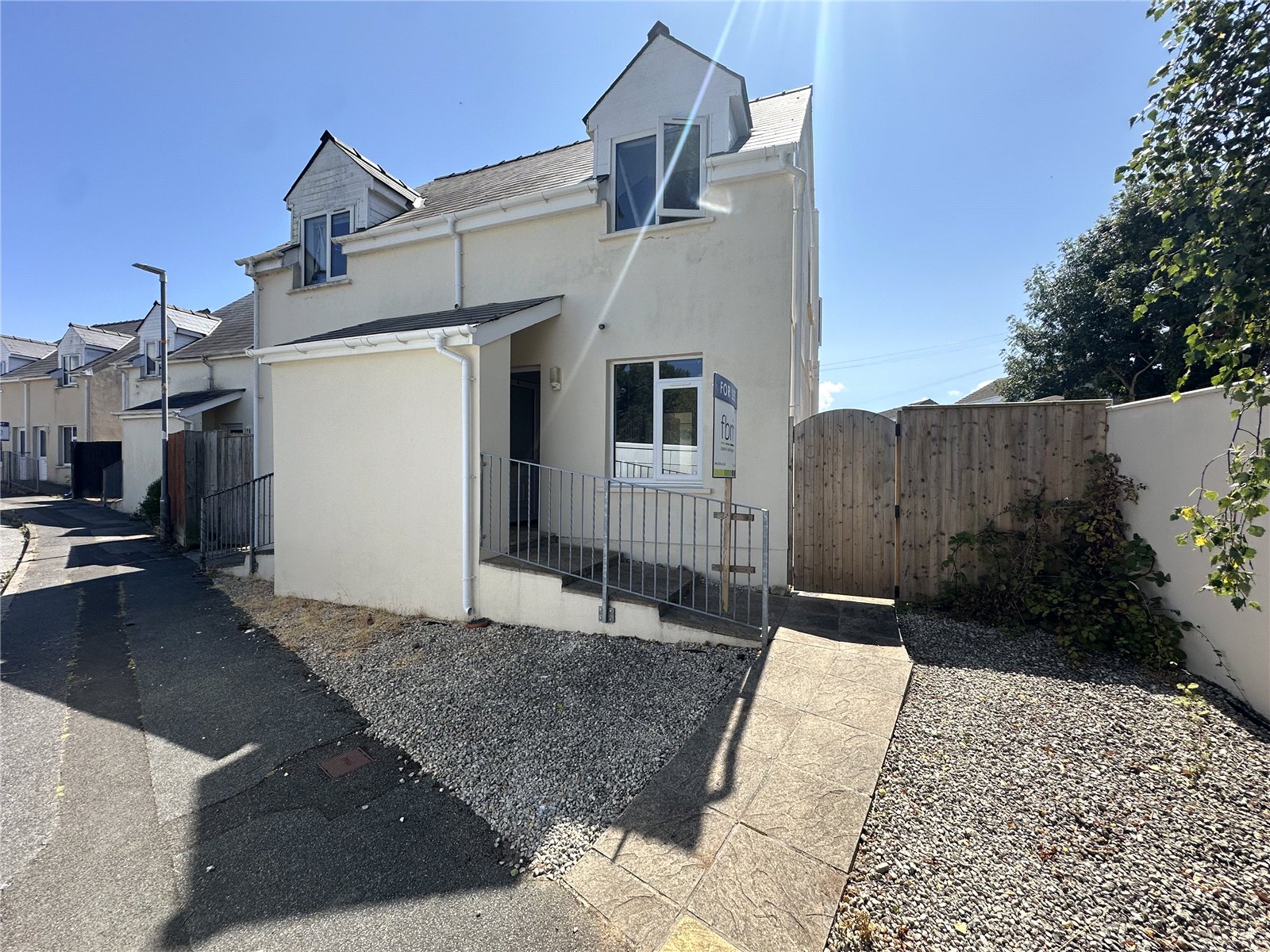 4, Rose Avenue, Haverfordwest photo 2