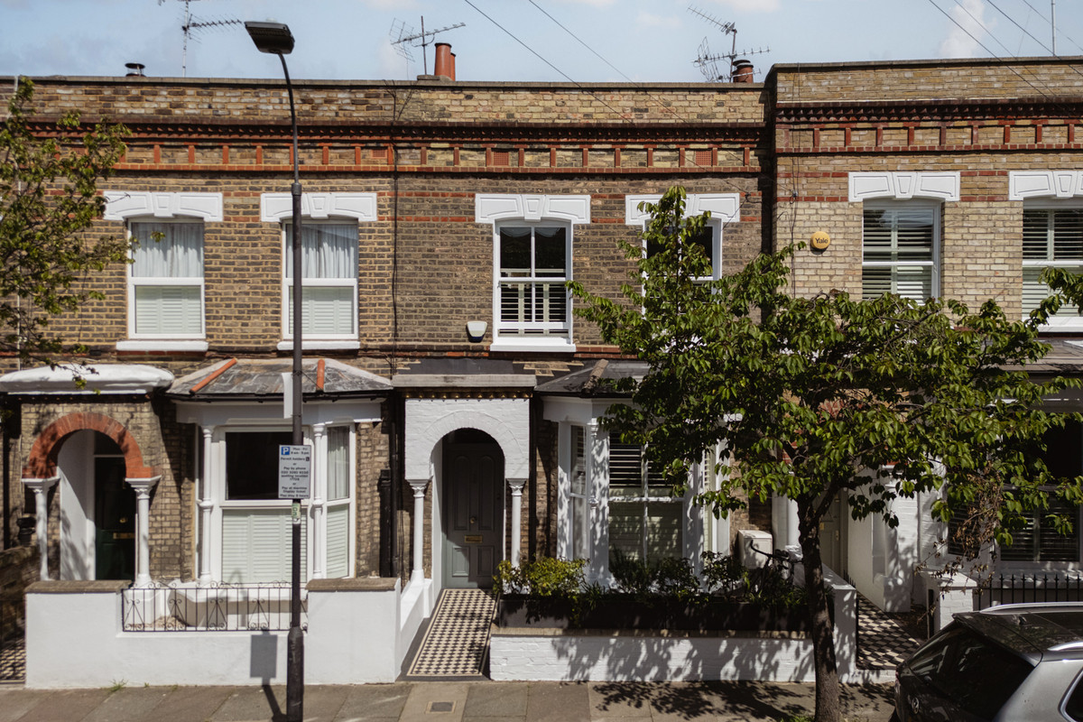 2 bedroom new flat for sale