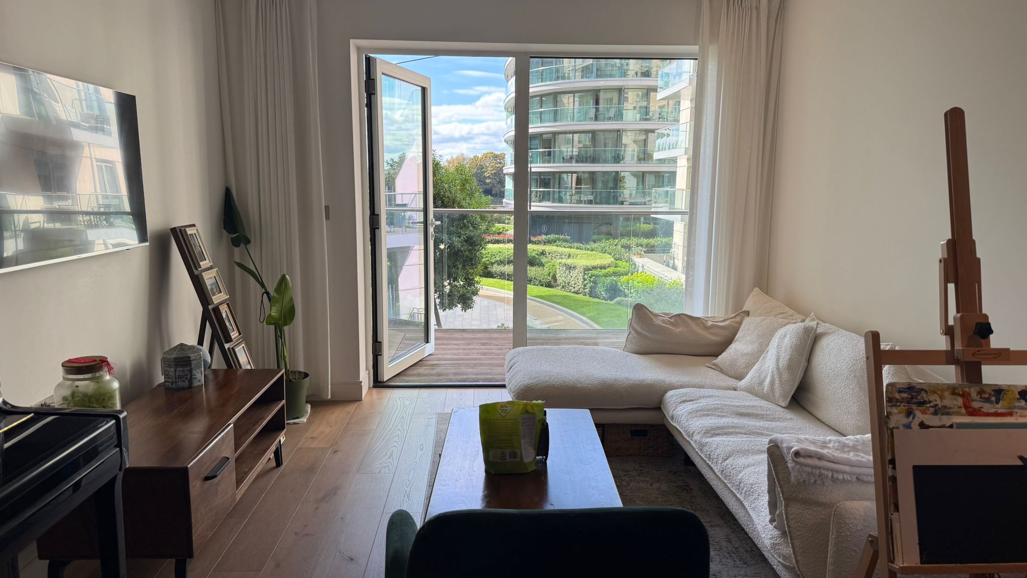 2 bedroom flat for sale 0