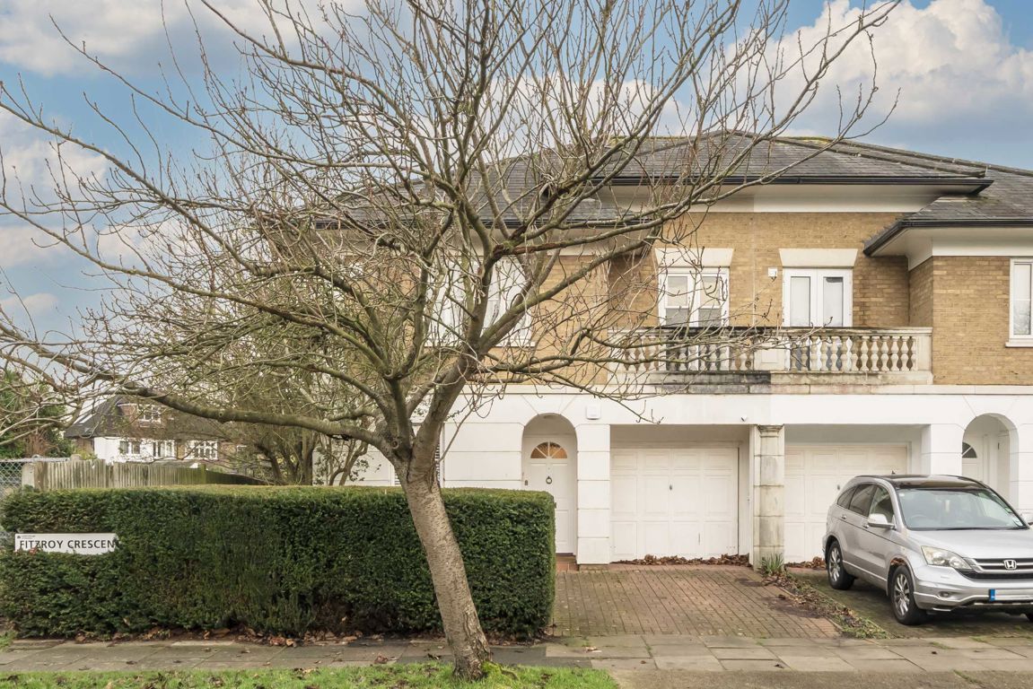 6 bedroom end terrace house for sale in London
