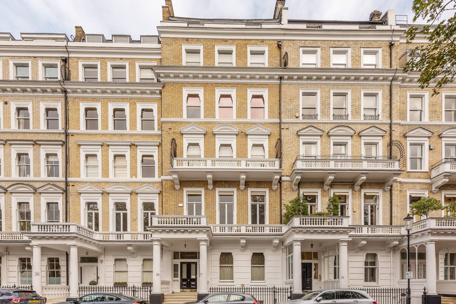 Photos of Queens Gate Gardens, South Kensington, London SW7 53258186