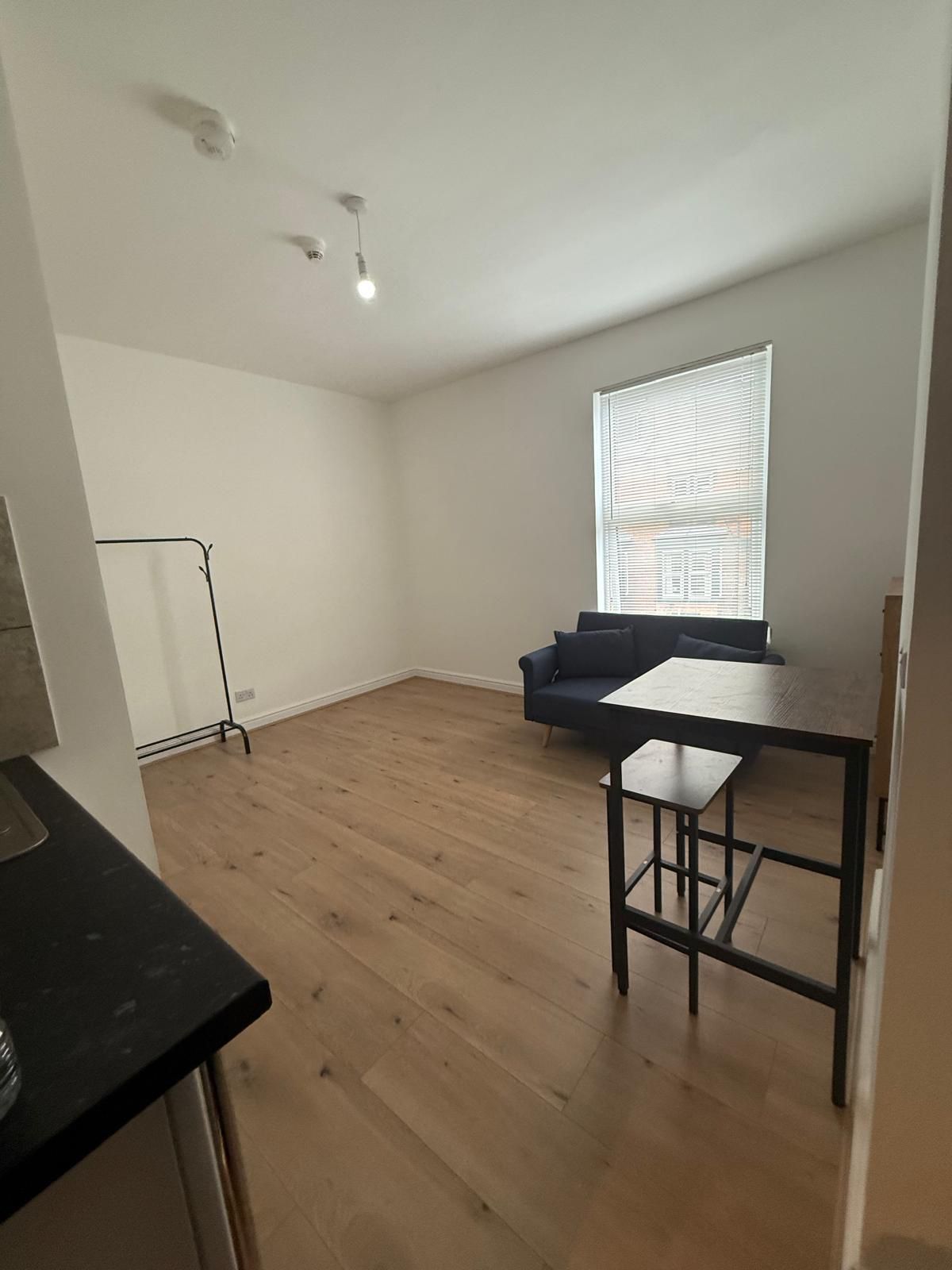 151, Stratford Street, Leeds photo 2