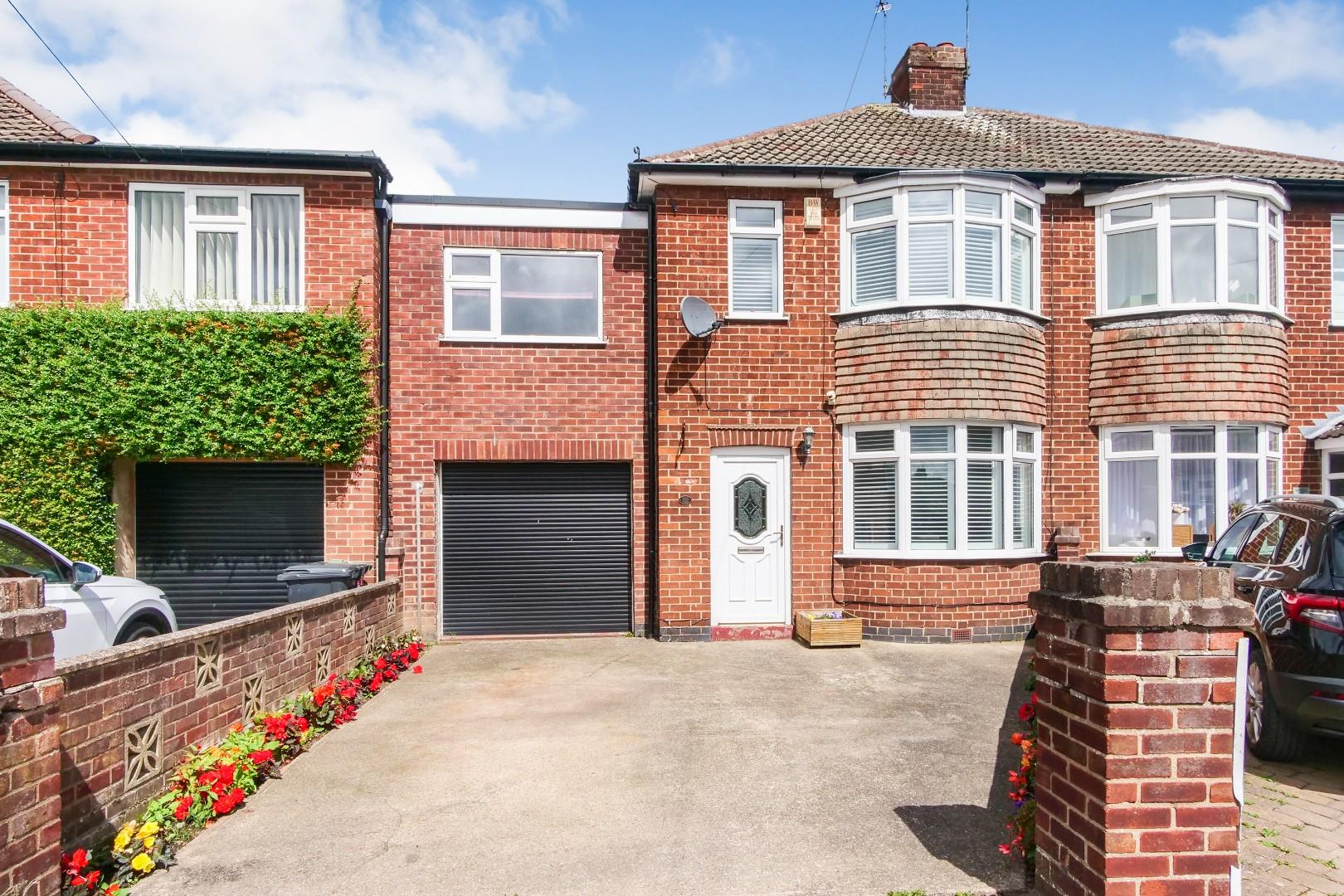4-bed house on 14, Scawton Avenue, York, £375,000