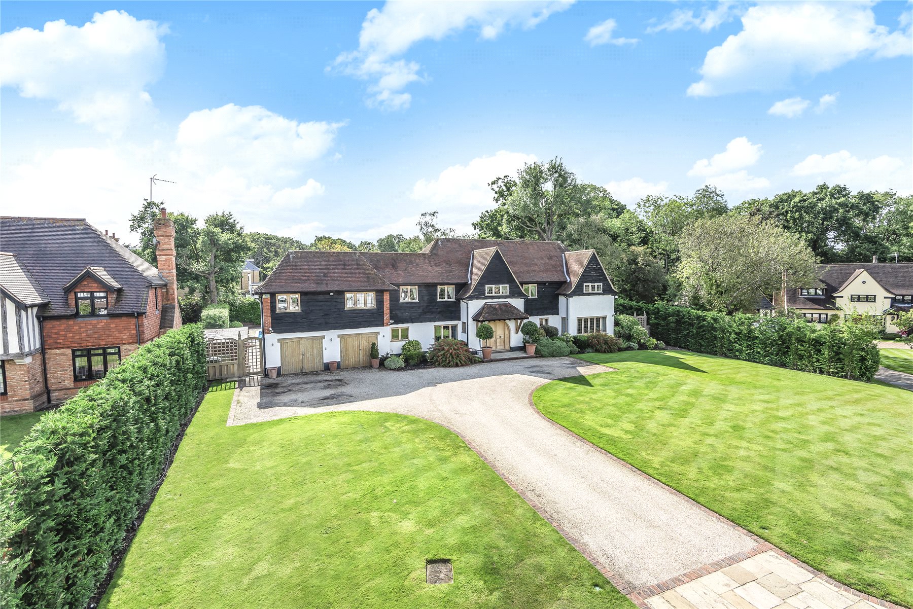 6 Bedroom Detached House For Sale In Wood Way Farnborough Park Kent Br6