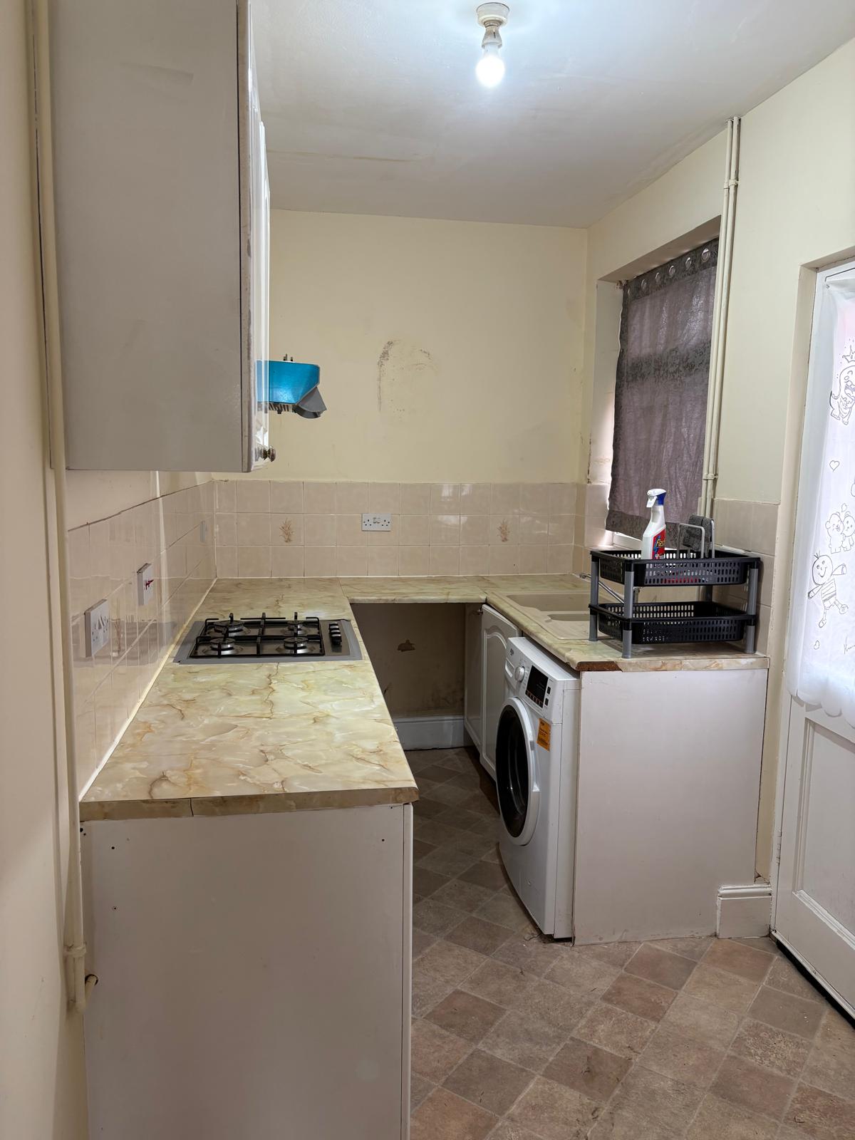 10, Gedding Road, Leicester photo 4