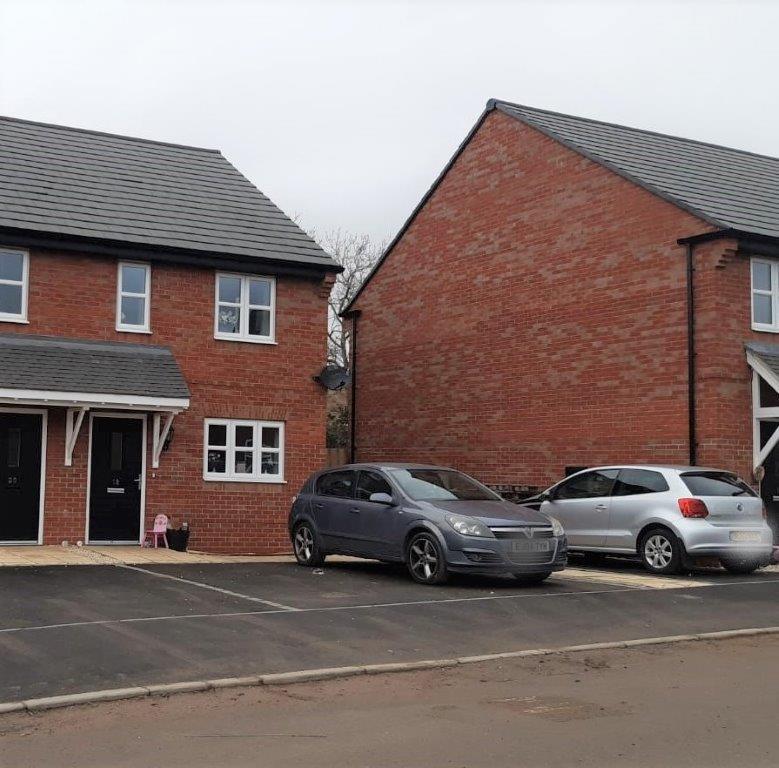 18, Durrad Drive, Leicester photo 3