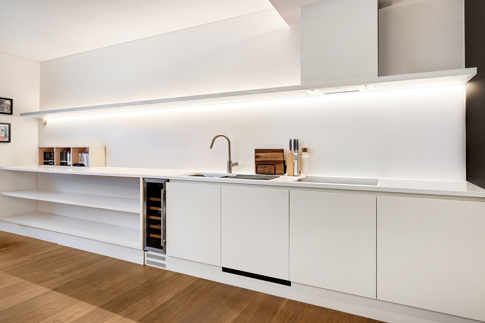 Apartment 416, 37, Rathbone Place, London photo 4
