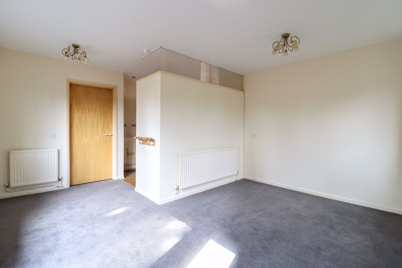 11, Knowles Green, Milton Keynes photo 4