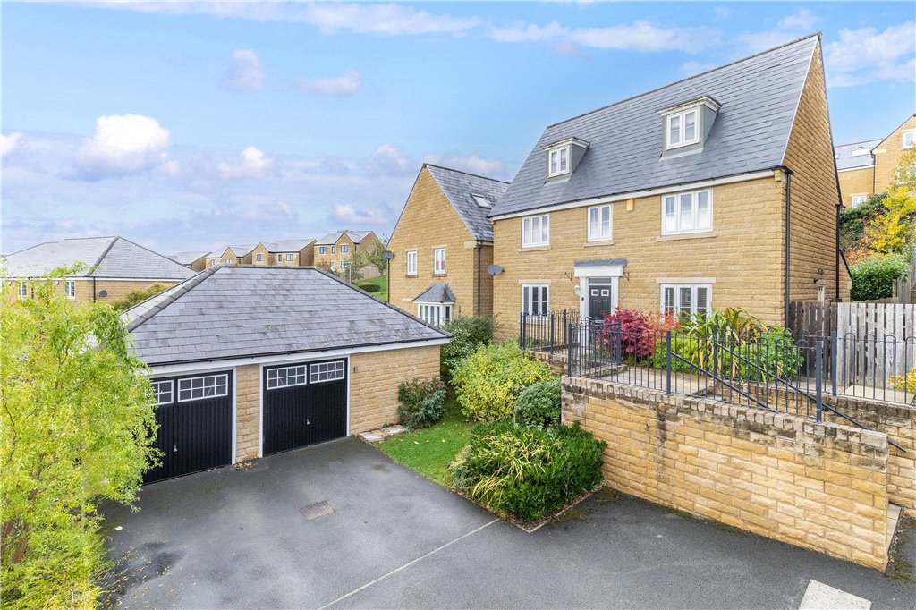 39, Honey Pot Drive, Bradford photo 2