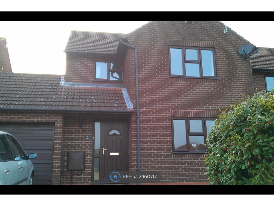 Leafield Rise, Two Mile Ash, Milton Keynes photo 4