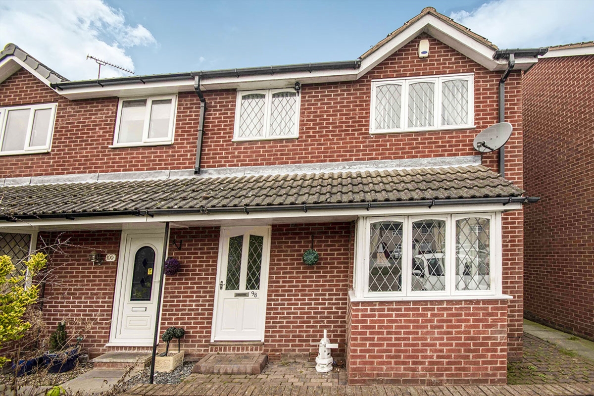 Free property report 98 Green Arbour Road, Thurcroft, Rotherham, S66