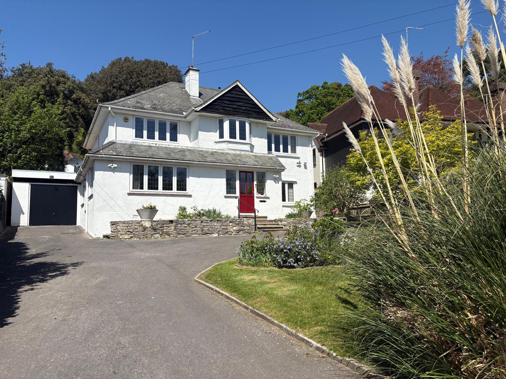 5 bedroom detached house for sale 0
