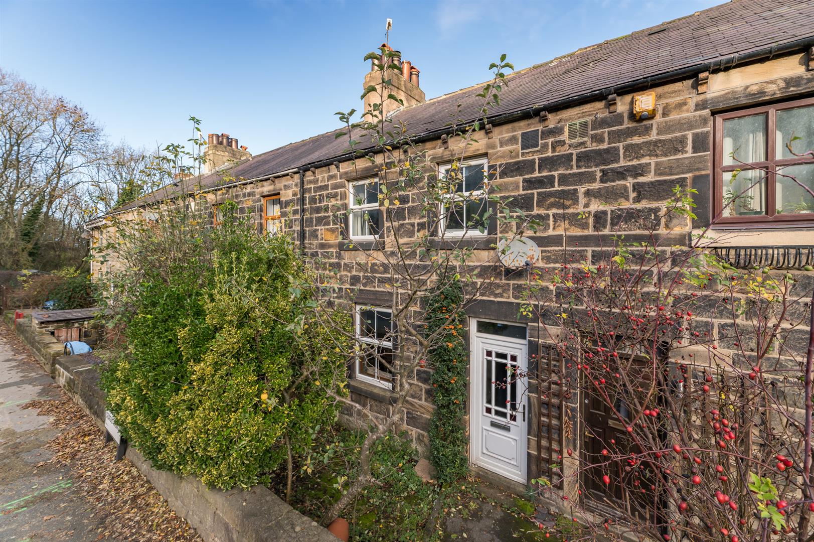 2-bed house on 3, Cragg View, Pool in Wharfedale, £240,000