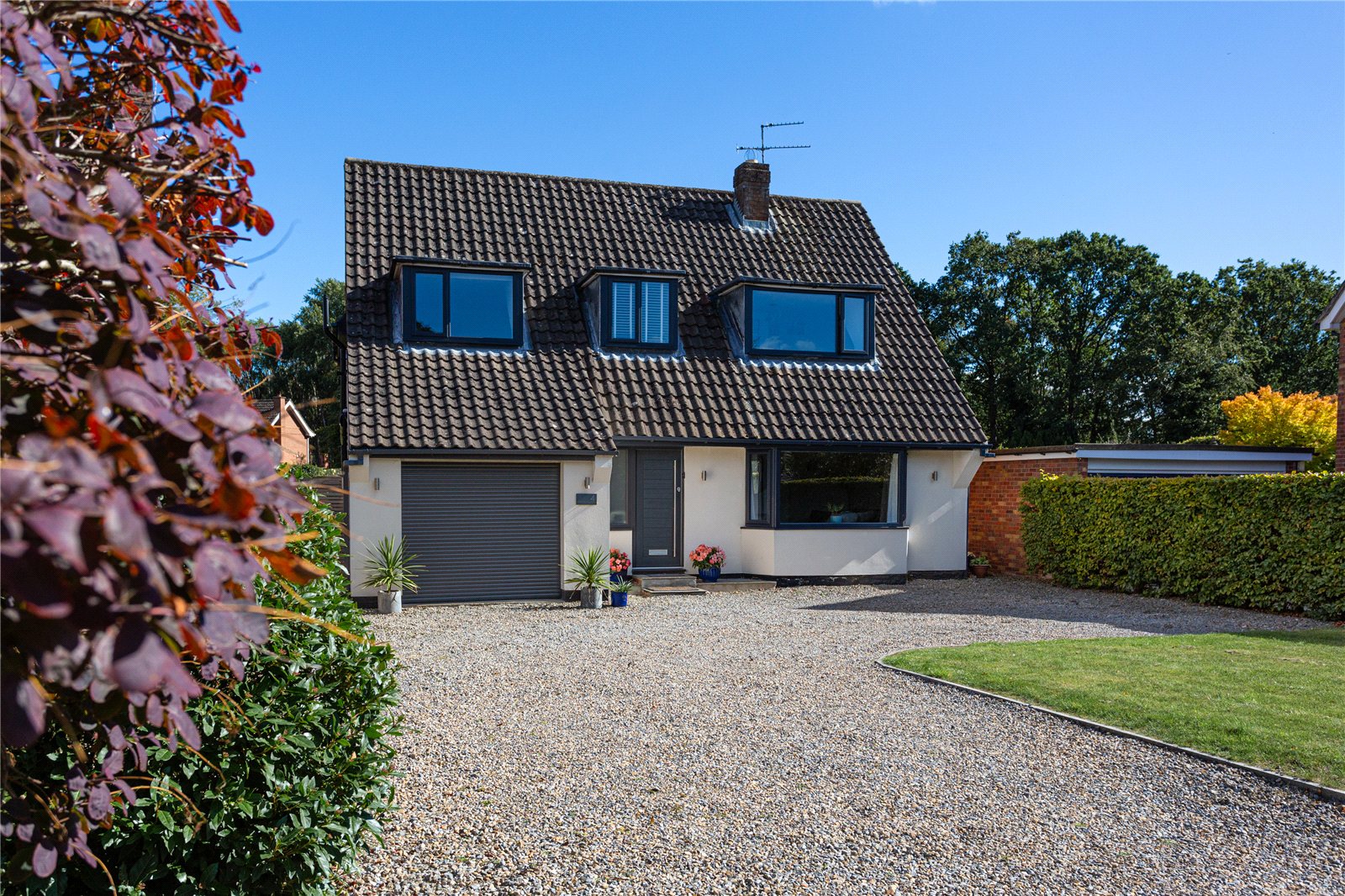 4 bed detached house for sale