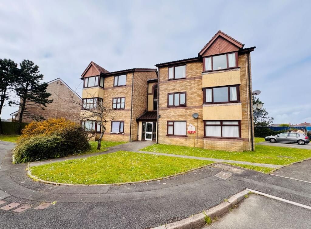 Flat 45,  Harvey Crescent, Aberavon, Port Talbot photo 4