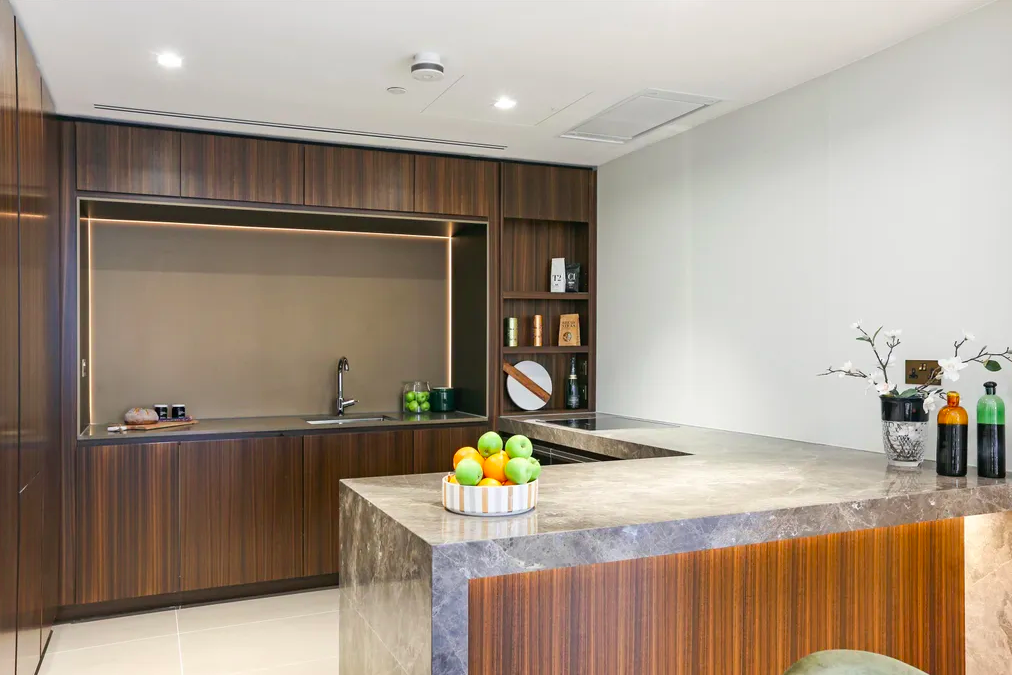 2 bedroom flat for sale 0