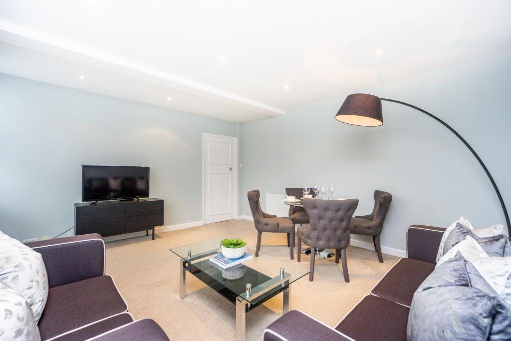 Flat 54, 39, Hill Street, Mayfair photo 2