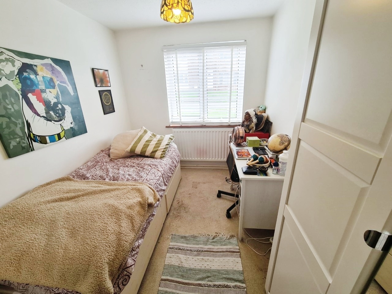 Photos of Shaftesbury Crescent, Bletchley, Milton Keynes MK3 64430739