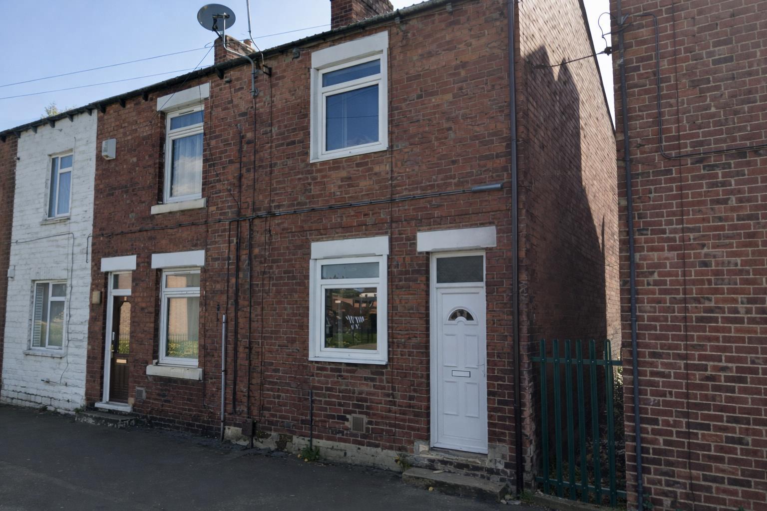 5, Hartley Terrace, Pontefract photo 2