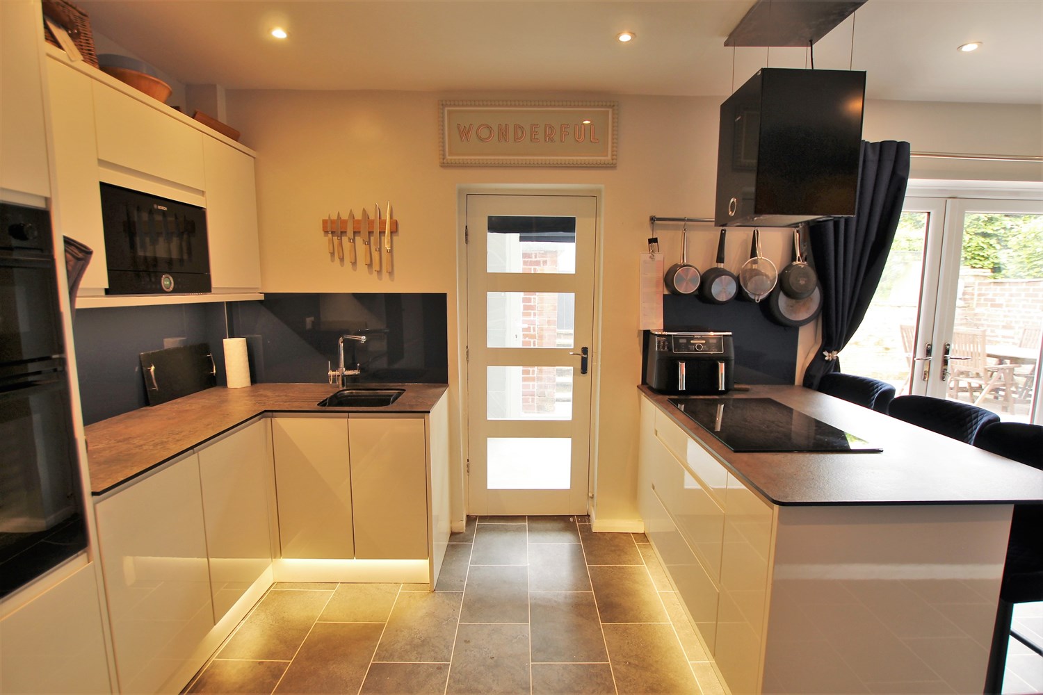 Photos of Woodhouse Lane, Dunham Massey, Altrincham WA14 64701064