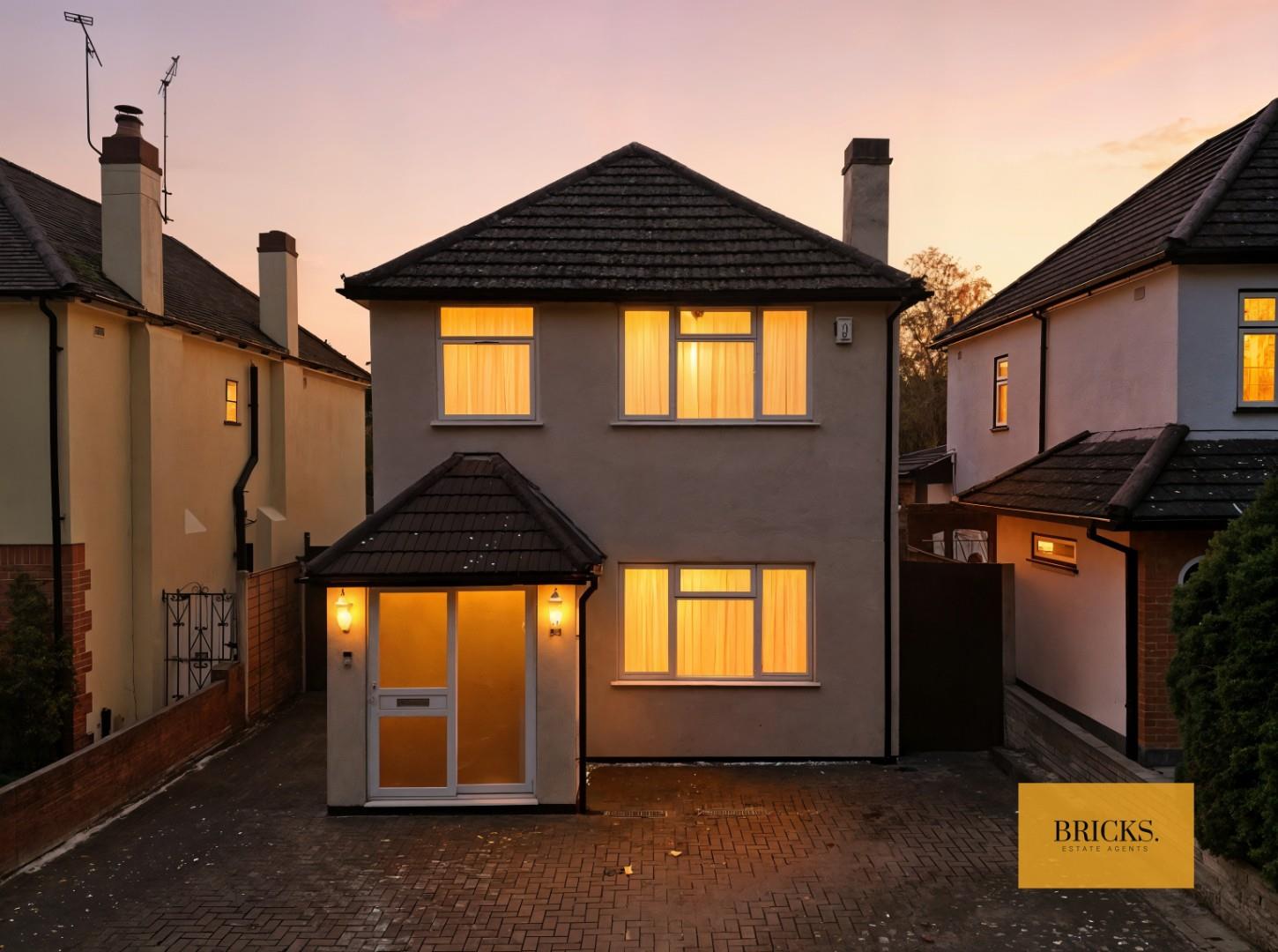 5-bed house on 39, Avenue Road, Romford, £650,000