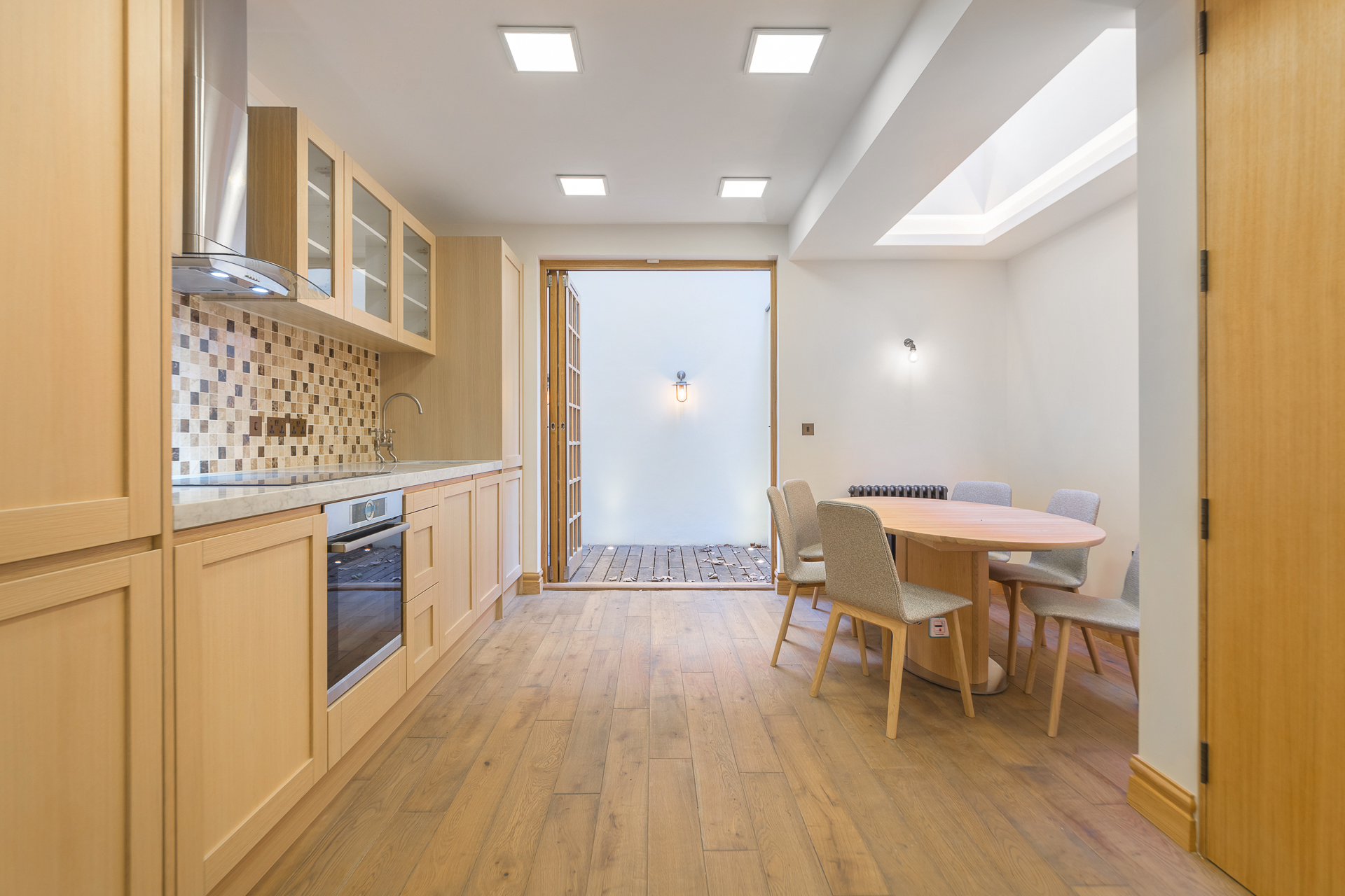 5 bedroom town new house for sale 0