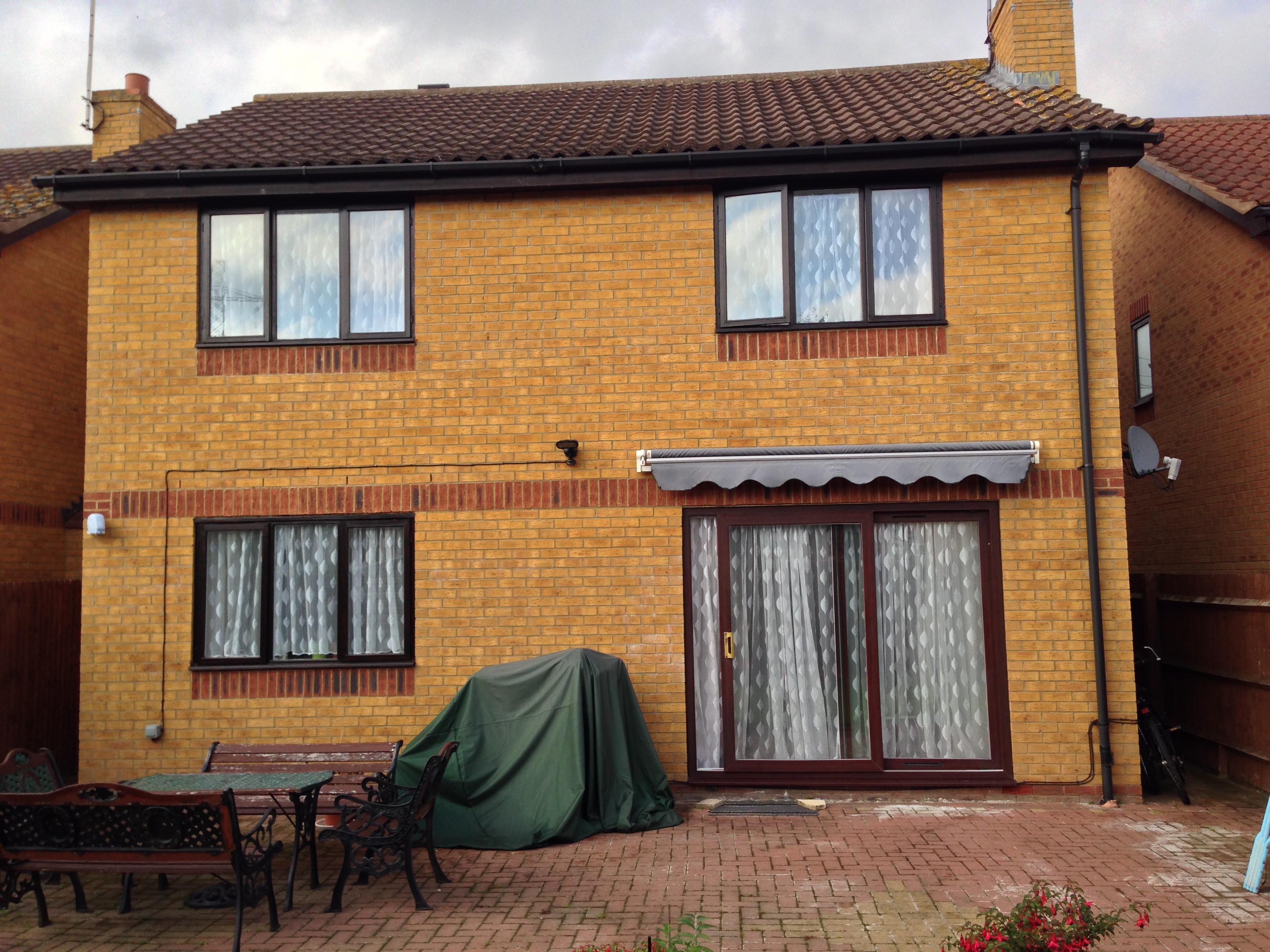 4 bedroom terraced house for sale