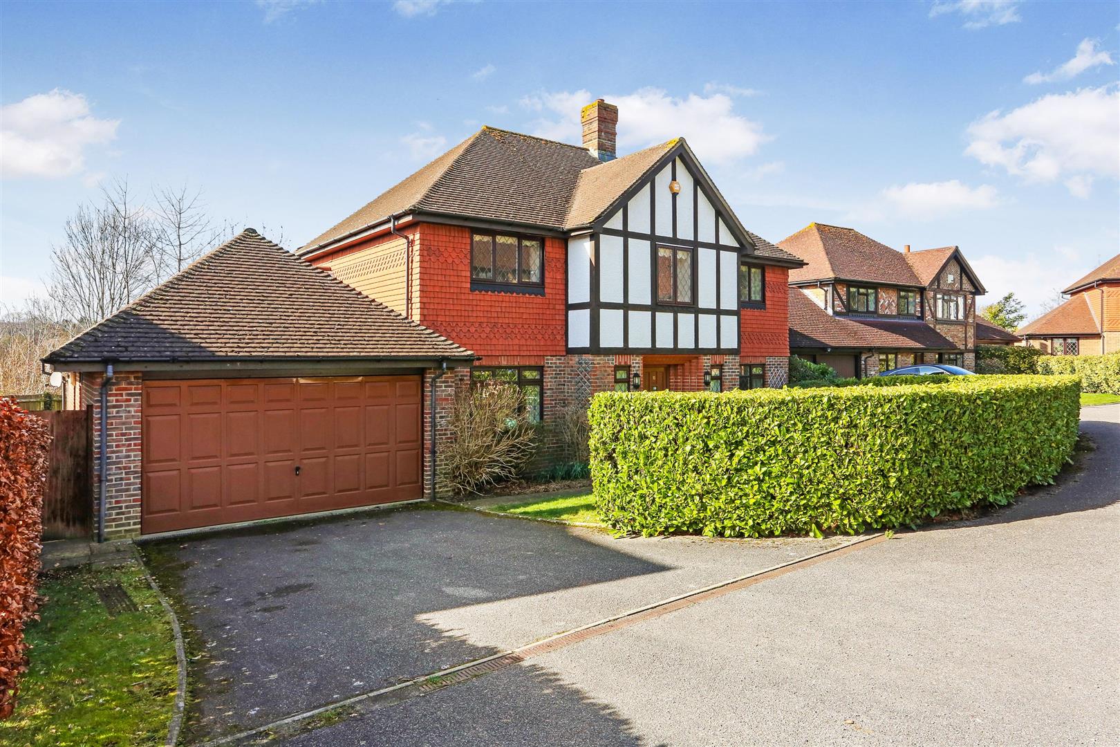 3 bedroom link-detached house for sale
