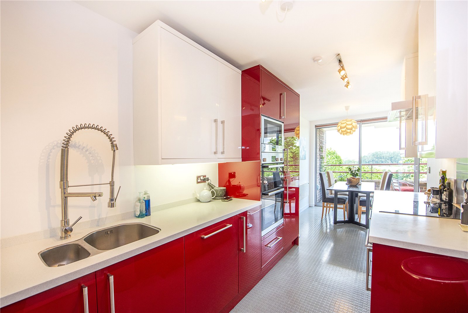 Photos of Portsmouth Road, Kingston Upon Thames KT1 - 65398380 ...