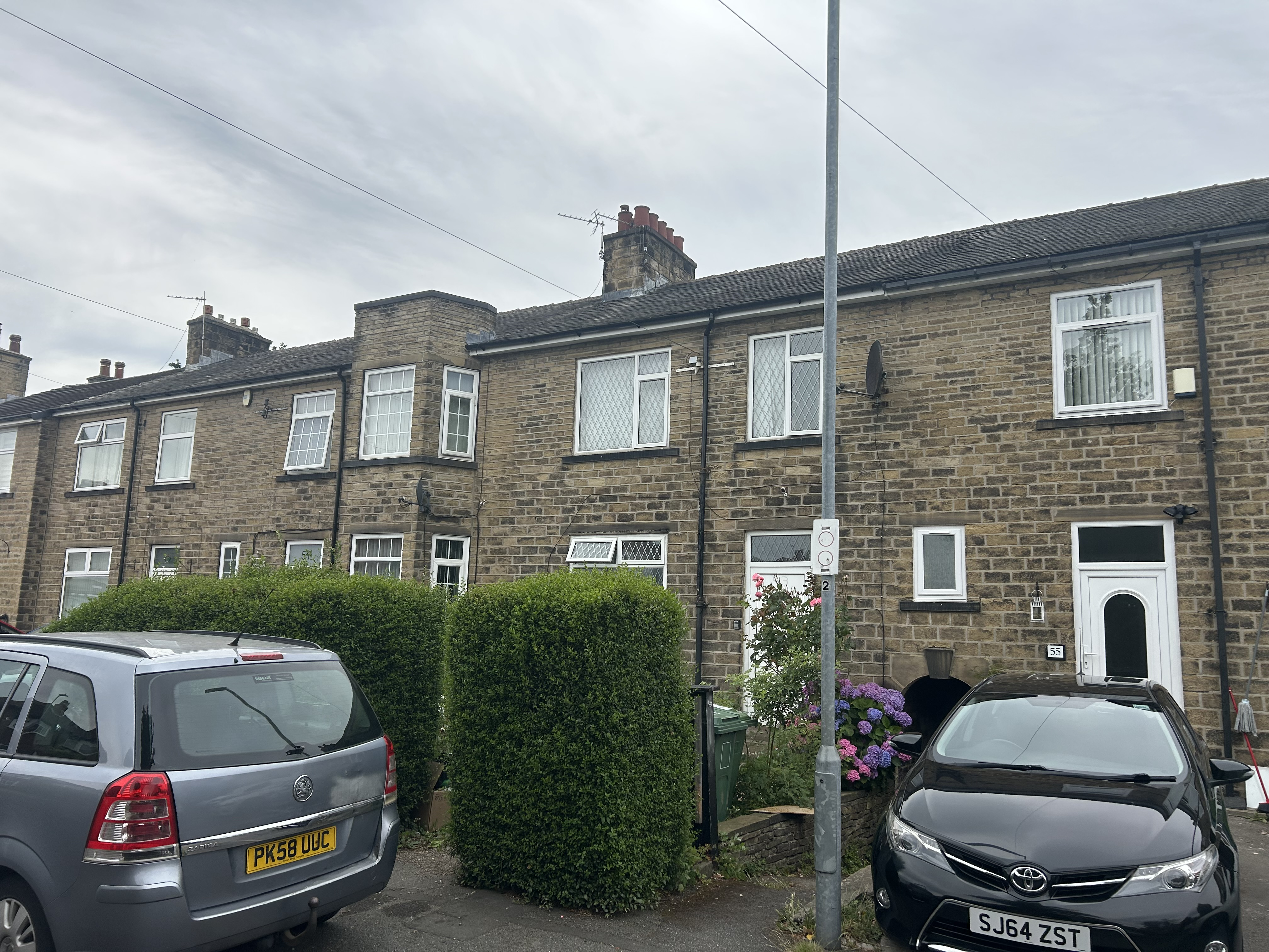53, West Close, Huddersfield photo 4