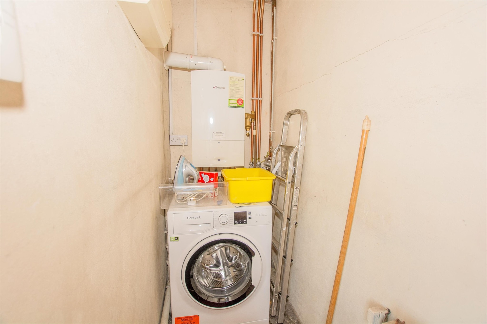 Photos of Maesderwen Crescent, Pontymoile, Pontypool NP4 62219918