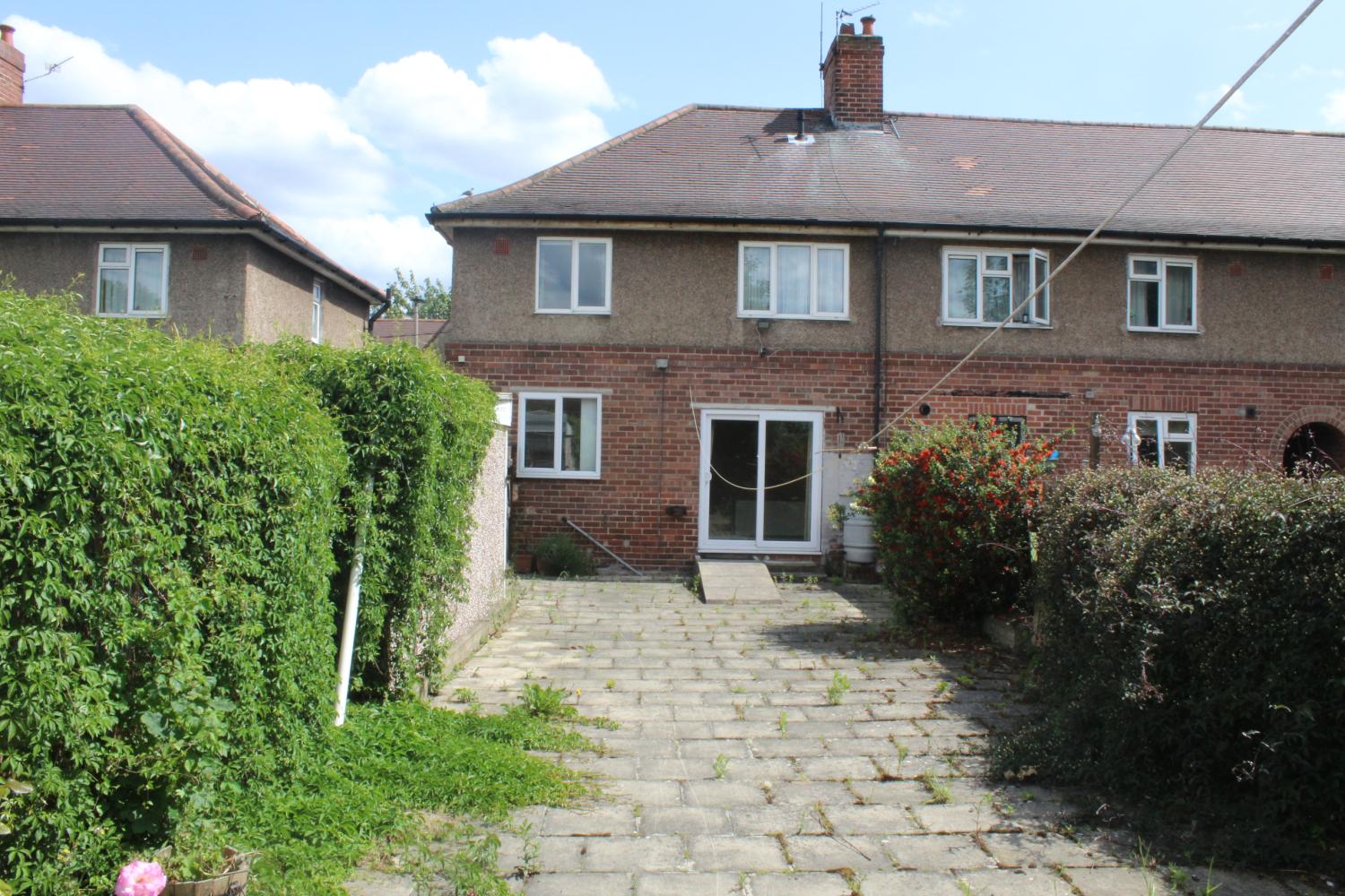 3 Bedrooms End terrace house for sale in Essex Avenue, Doncaster DN2