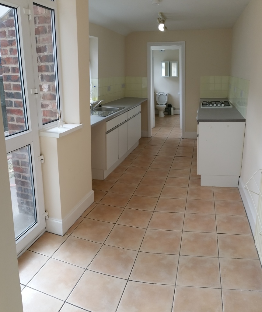 Free property report 33 Adelaide Street, Brierley Hill, DY5 3HN Chimnie