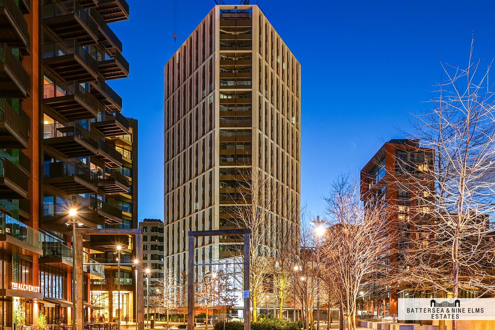 3 bedroom flat for sale 0