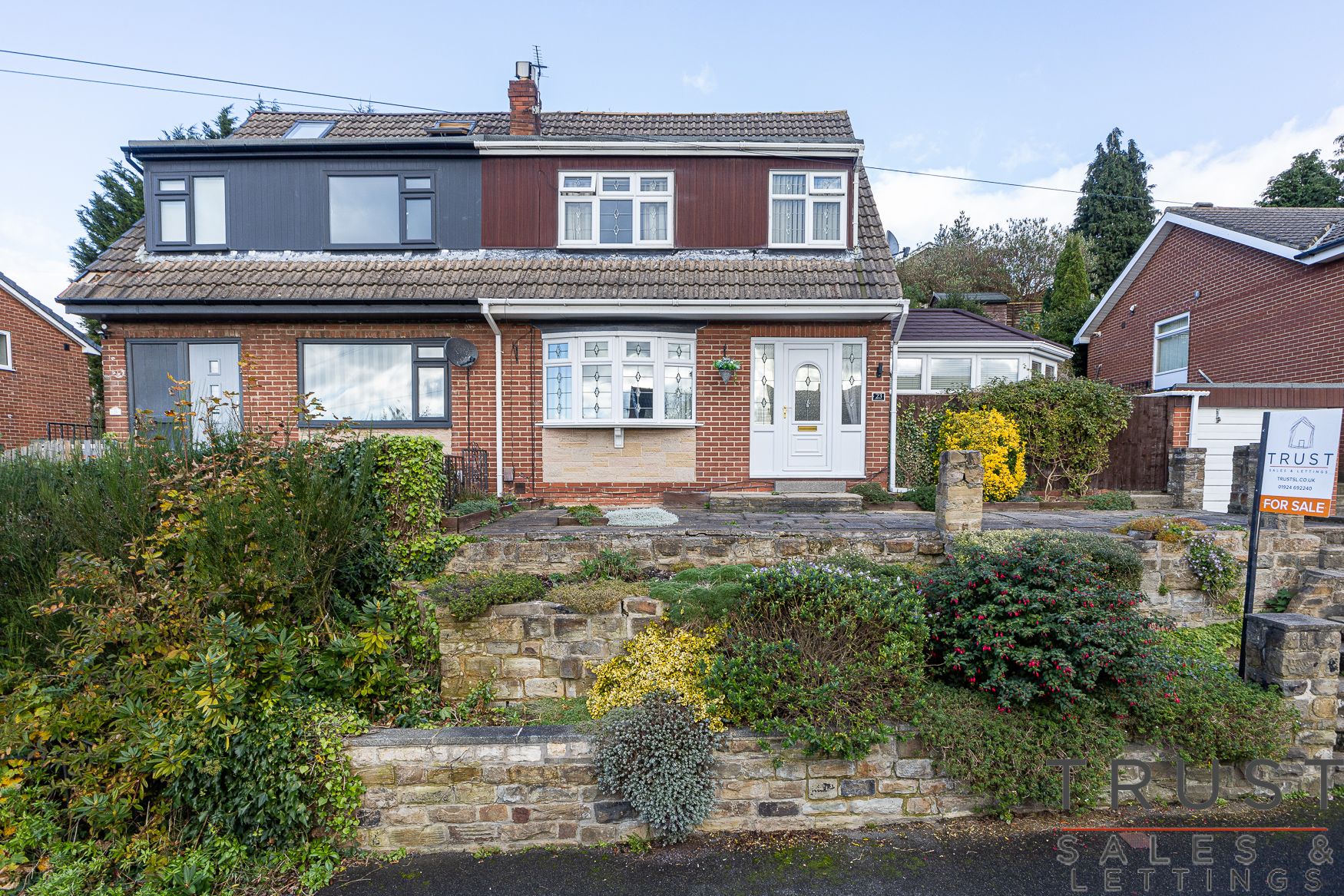 Photos of Wayne Close, Batley WF17 66054874 PrimeLocation